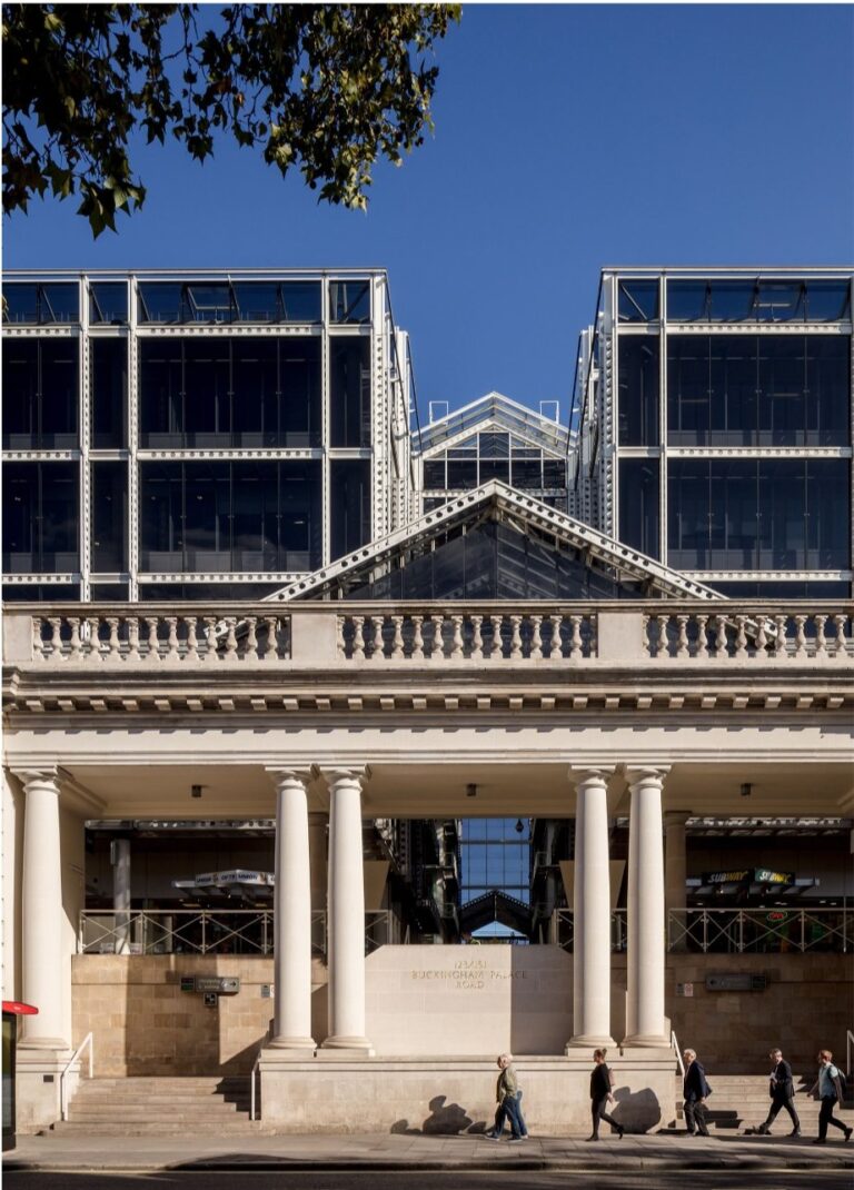 123BuckinghamPalaceRoad2 768x1070